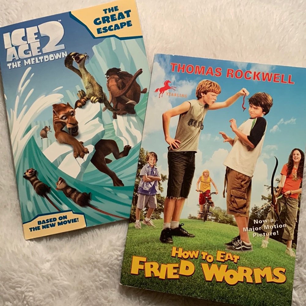 ☄️2/$15☄️Movie chapter books ice age
